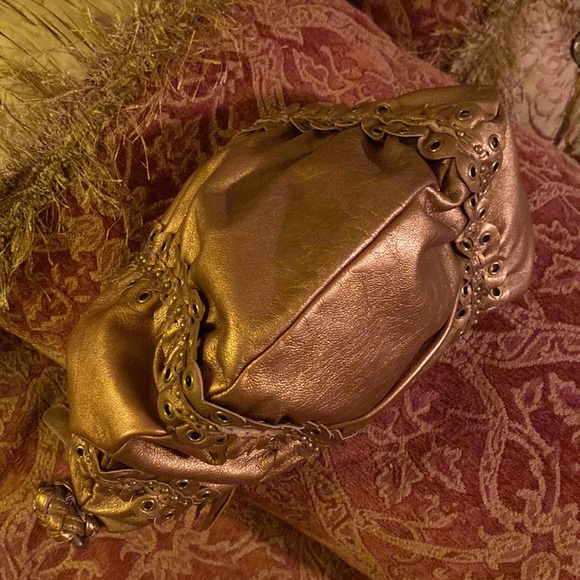 Isabella Fiore Handbag (Bronze) - Picture 11 of 12